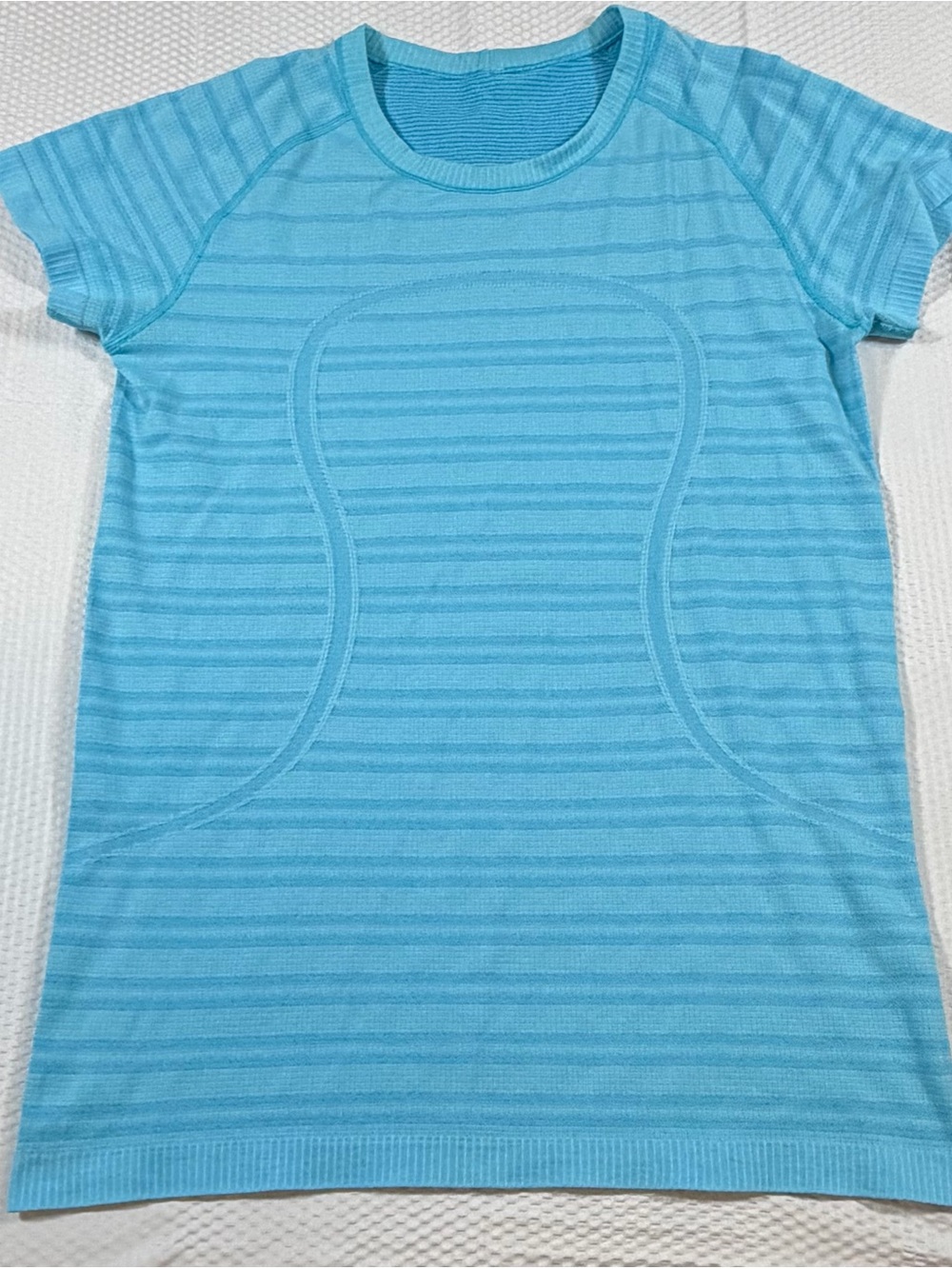 Lululemon Swiftly Tech Short Sleeve Women’s 12 Blue Seamless Motivational Hem